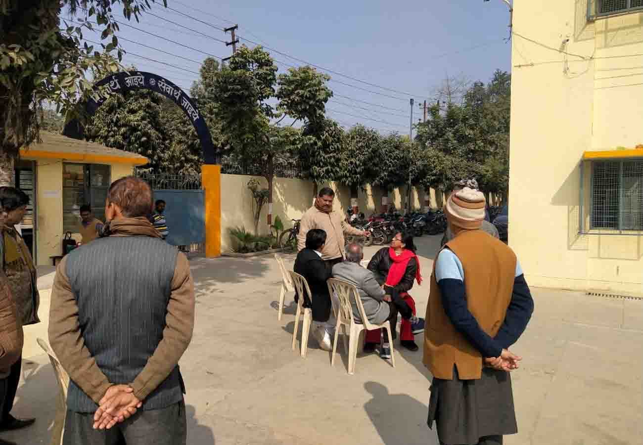 9th Class  student committed suicide in kanpur