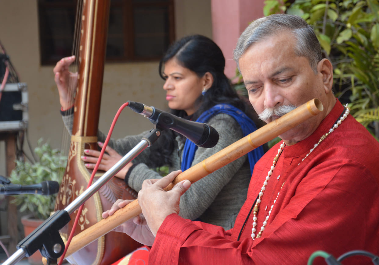 Flute tunes caught the attention of students and students