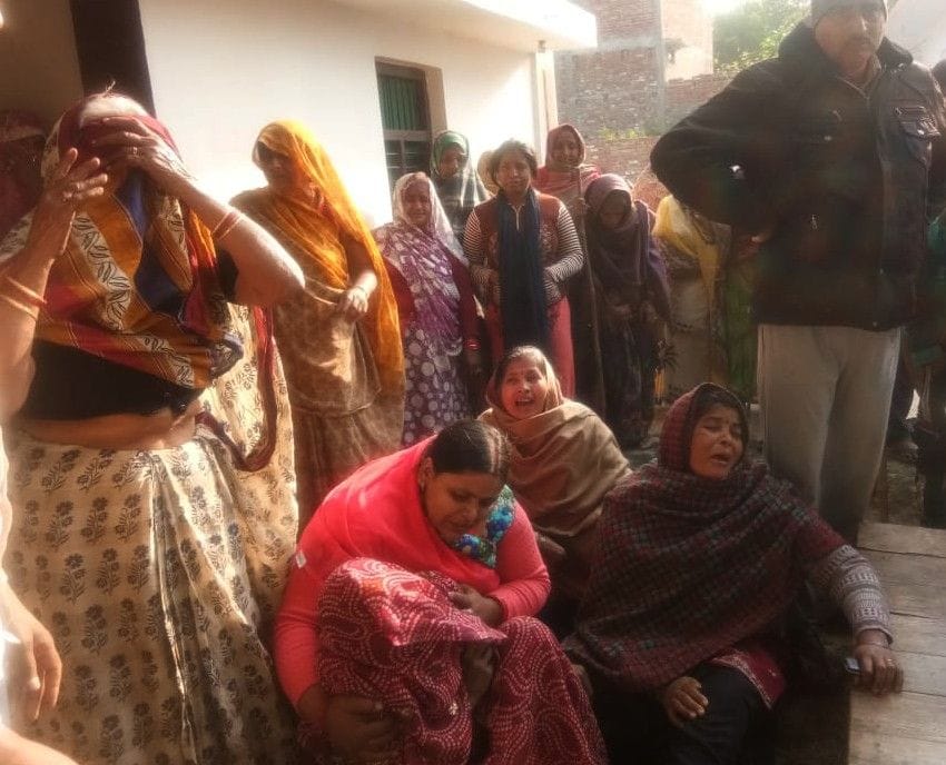 One died in road accident in Azamgarh