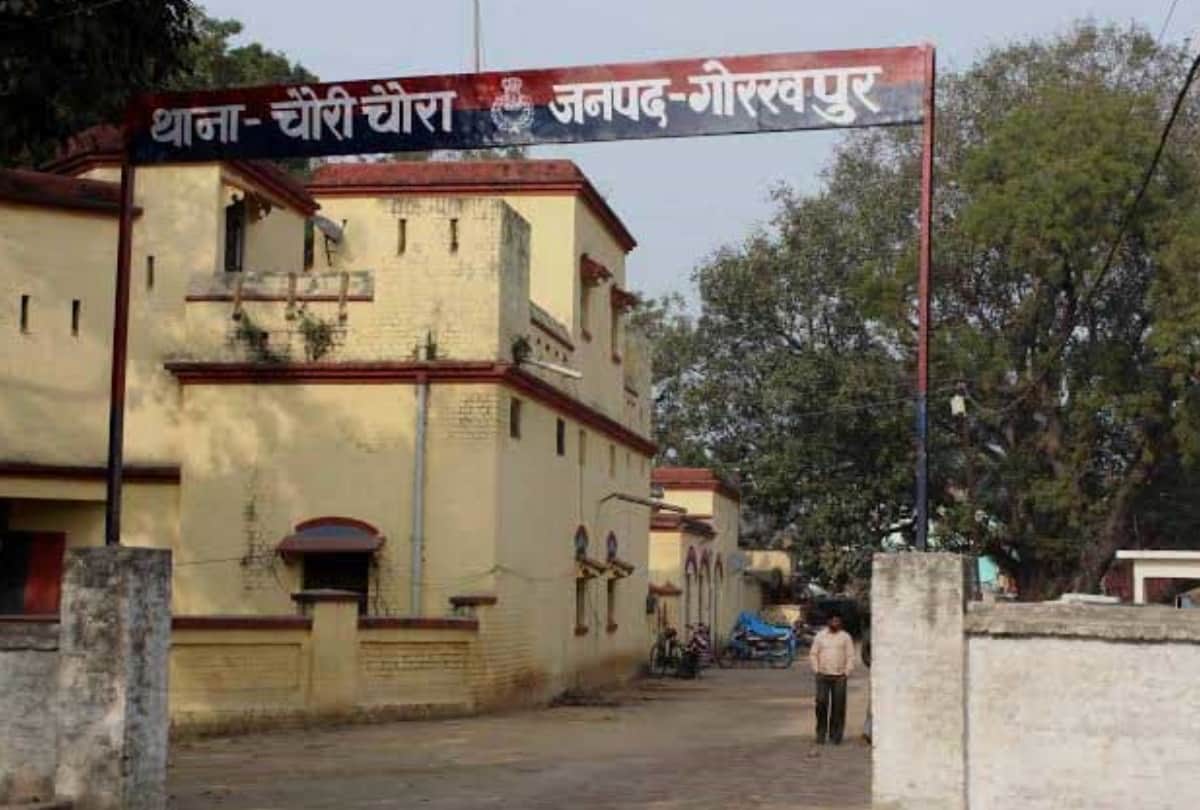 special story of chauri choura kand gorakhpur, 23 policemen burnt alive