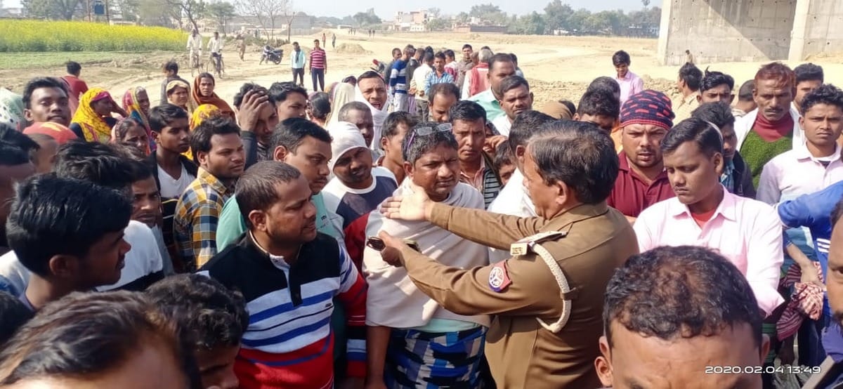 Child dead body found in near purvanchal express way in ghazipur
