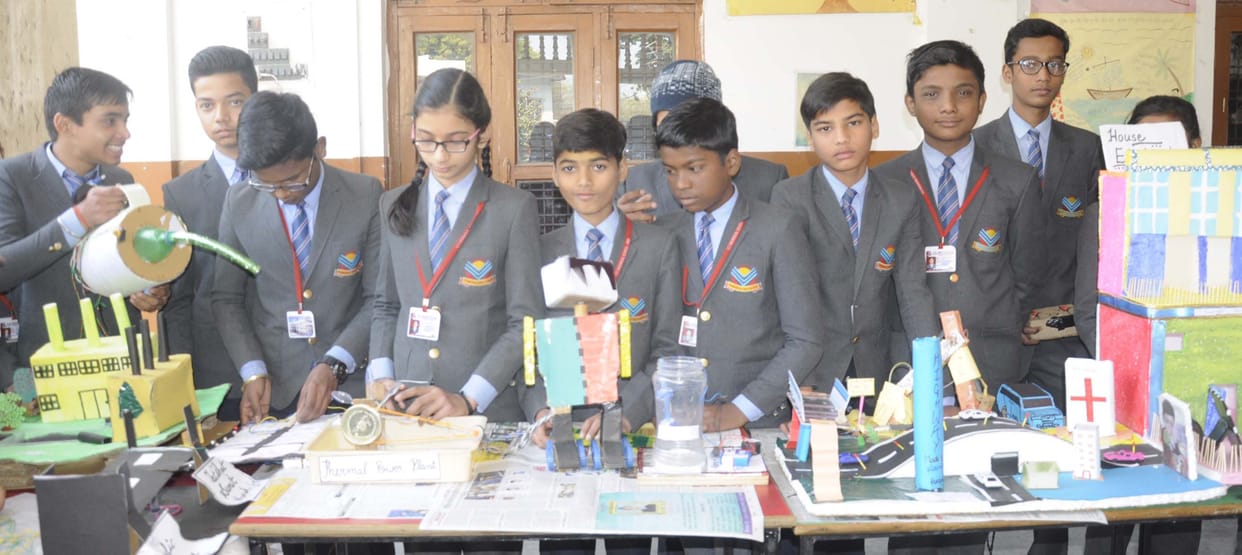 Child scientists made models, got appreciation