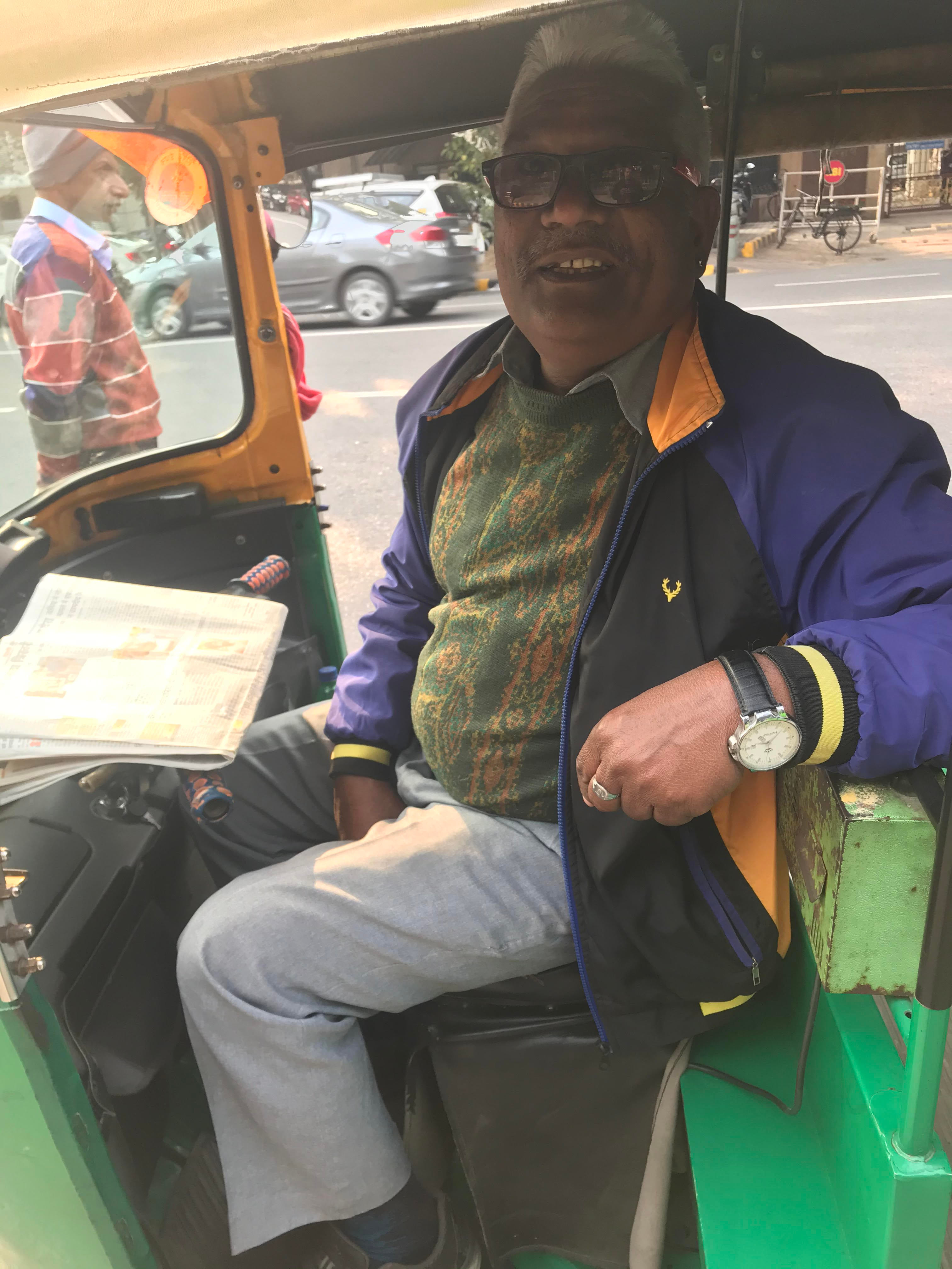 delhi election 2020: aap supporter auto rickshaws agreed, shaheen bagh is biggest issue in election