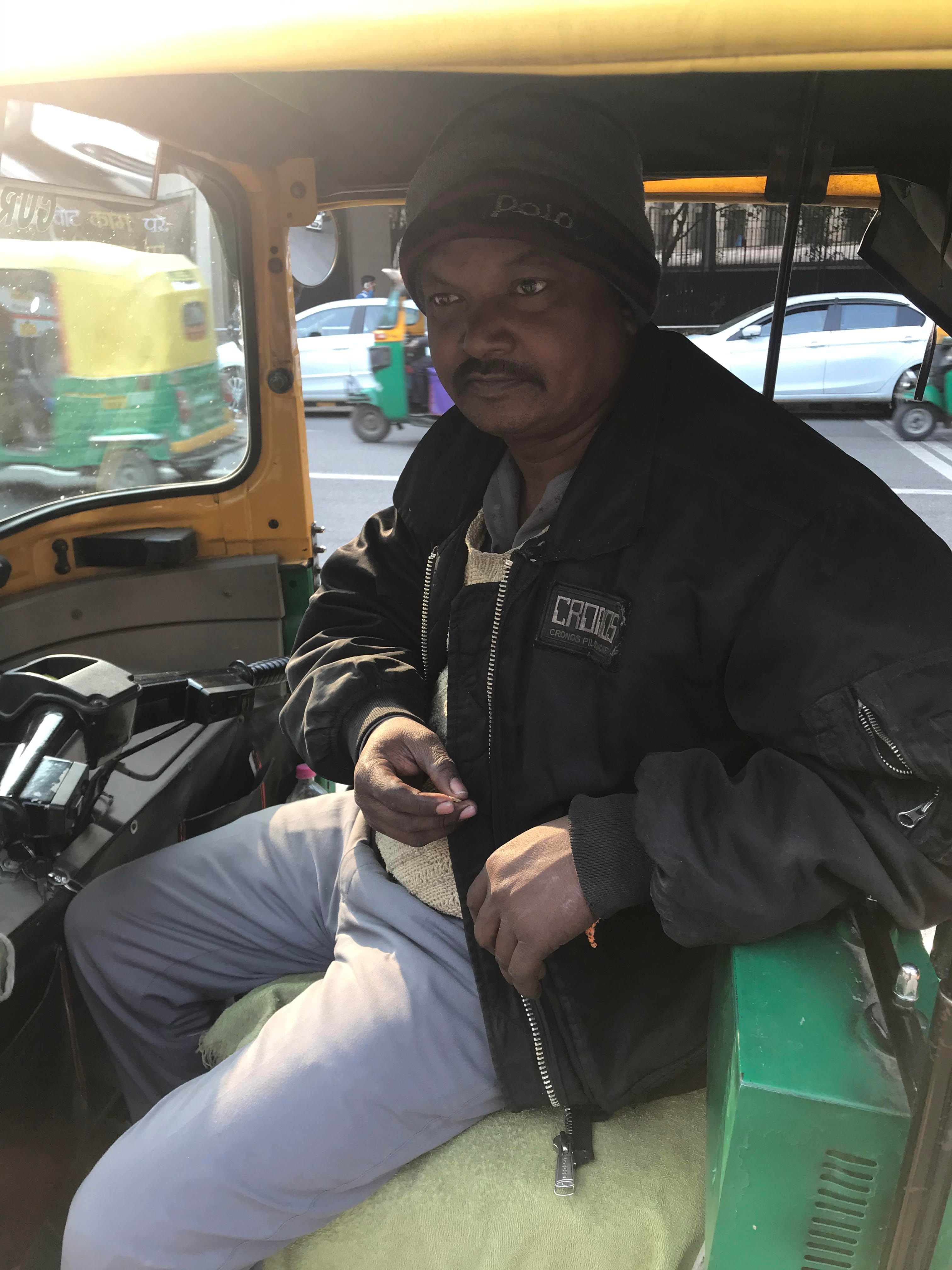 delhi election 2020: aap supporter auto rickshaws agreed, shaheen bagh is biggest issue in election