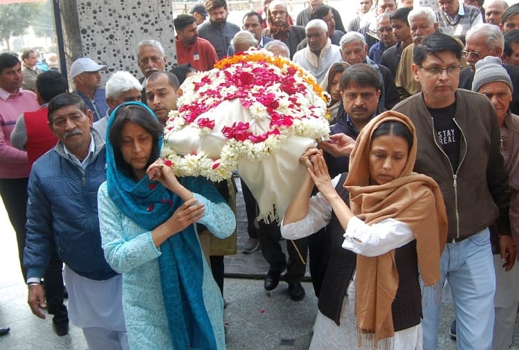 TV Actress Meghna Malik's father RS Malik passes away