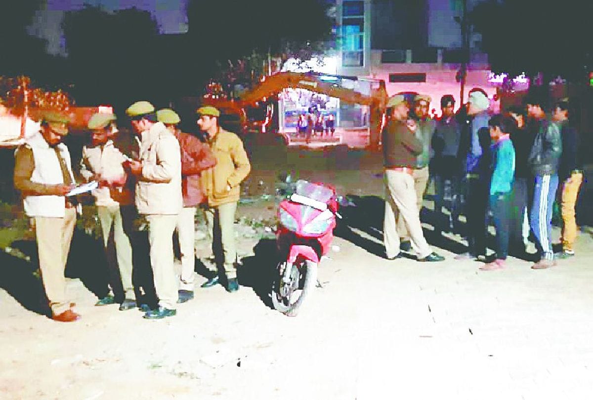 silver dealer found dead in warehouse in mathura