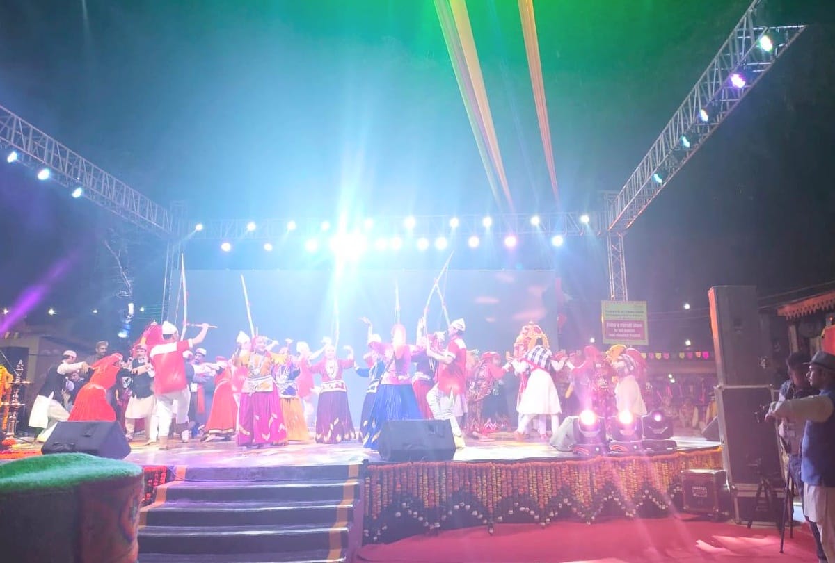 traditional tunes of Himachal in Surajkund Mela, cultural performances remained attraction