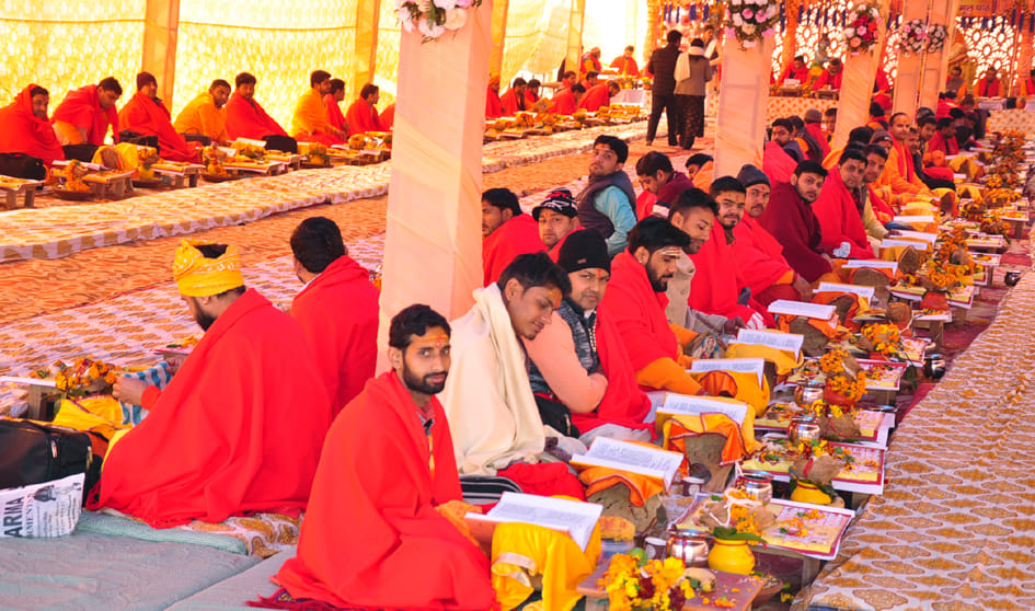 Shrimad Bhagwat makes Raghavacharya meet God