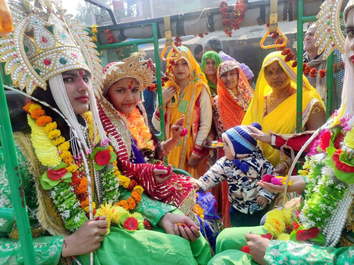 Jai Jai Sitaram kept echoing during the Kalash Yatra