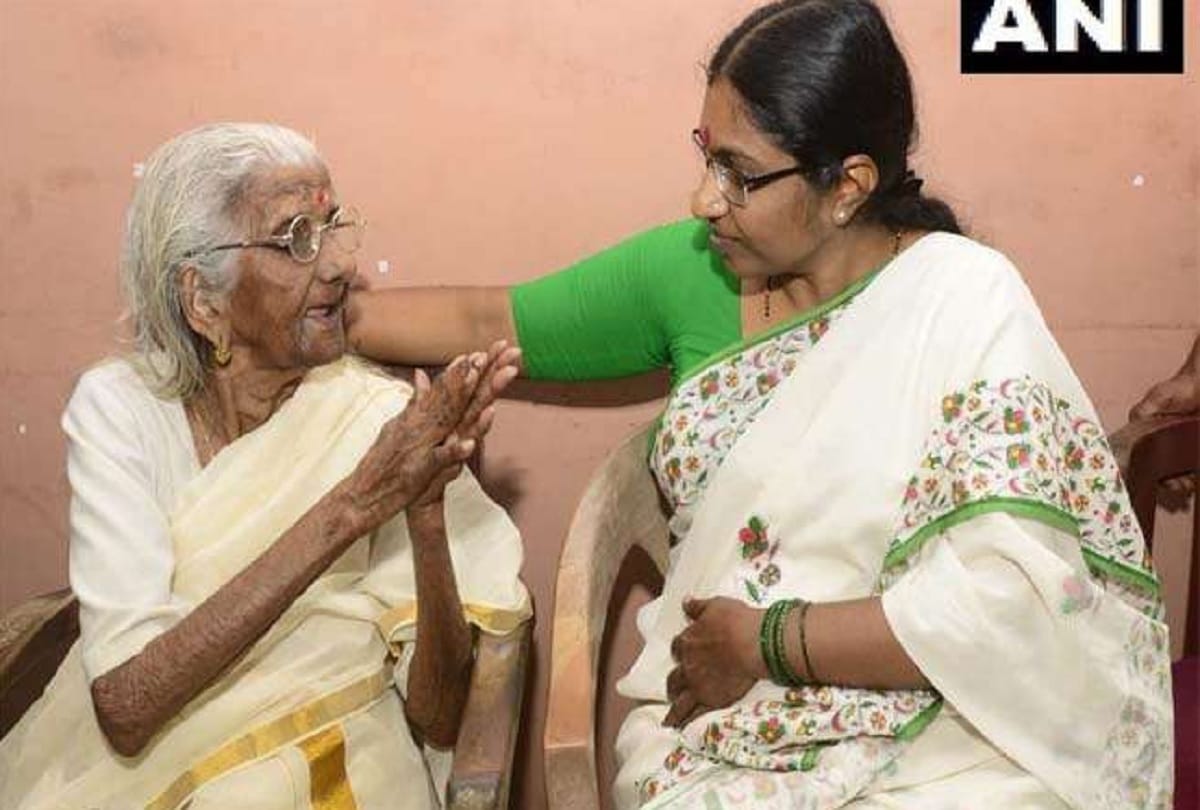 Mann Ki Baat: PM Narendra Modi talks 105 year old Bageerathi Amma from Kollam Kerala 