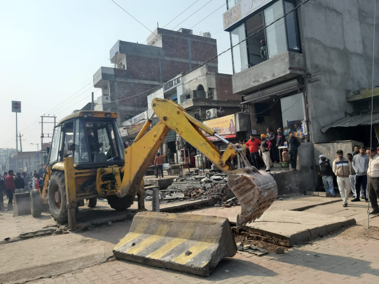 encroachment, highway, administration, action