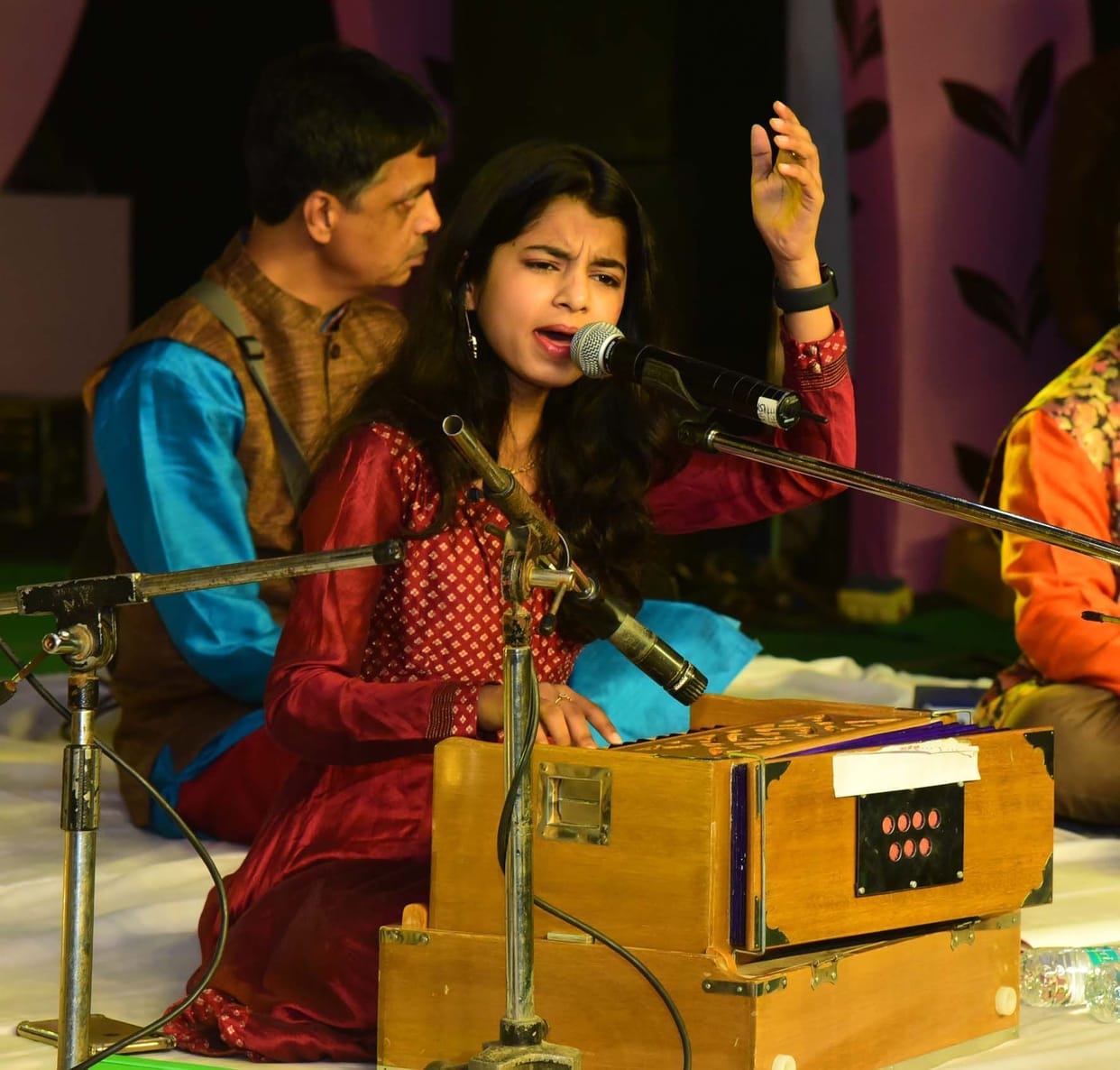 Singer Maithili Thakur in Aligarh