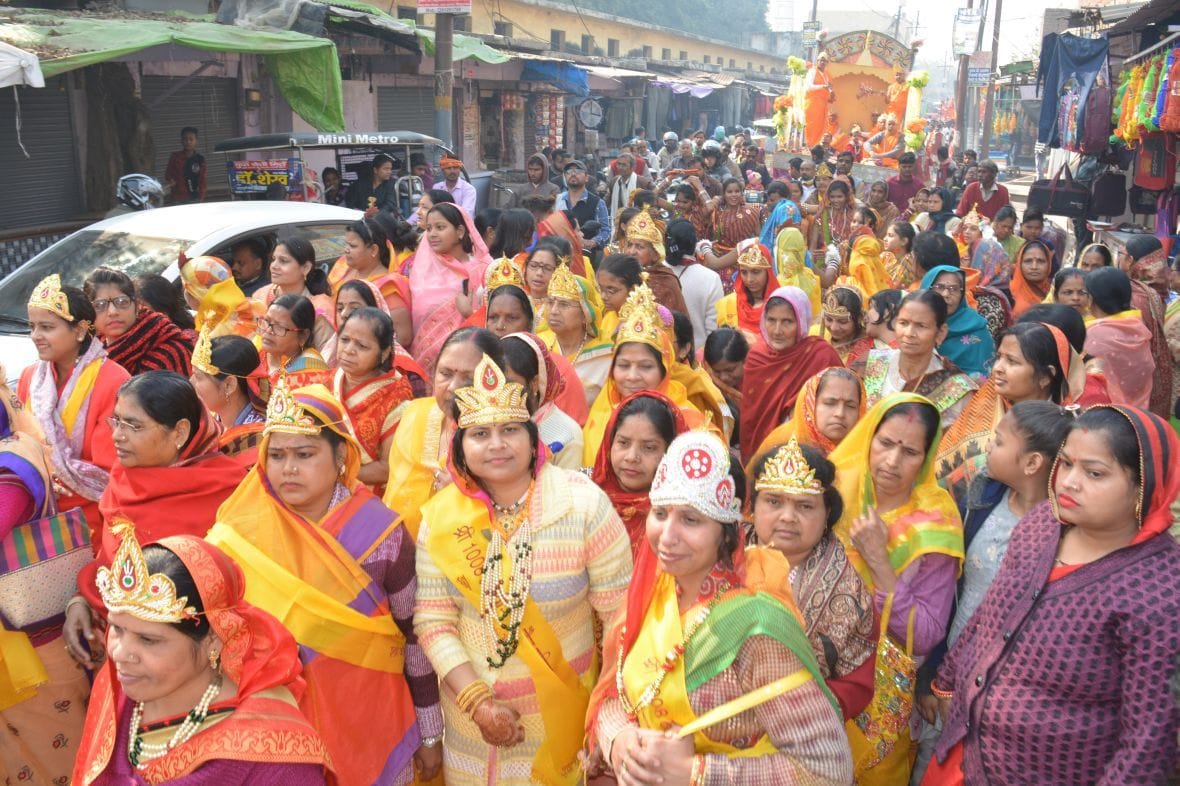 shriji ki yatra nikali
