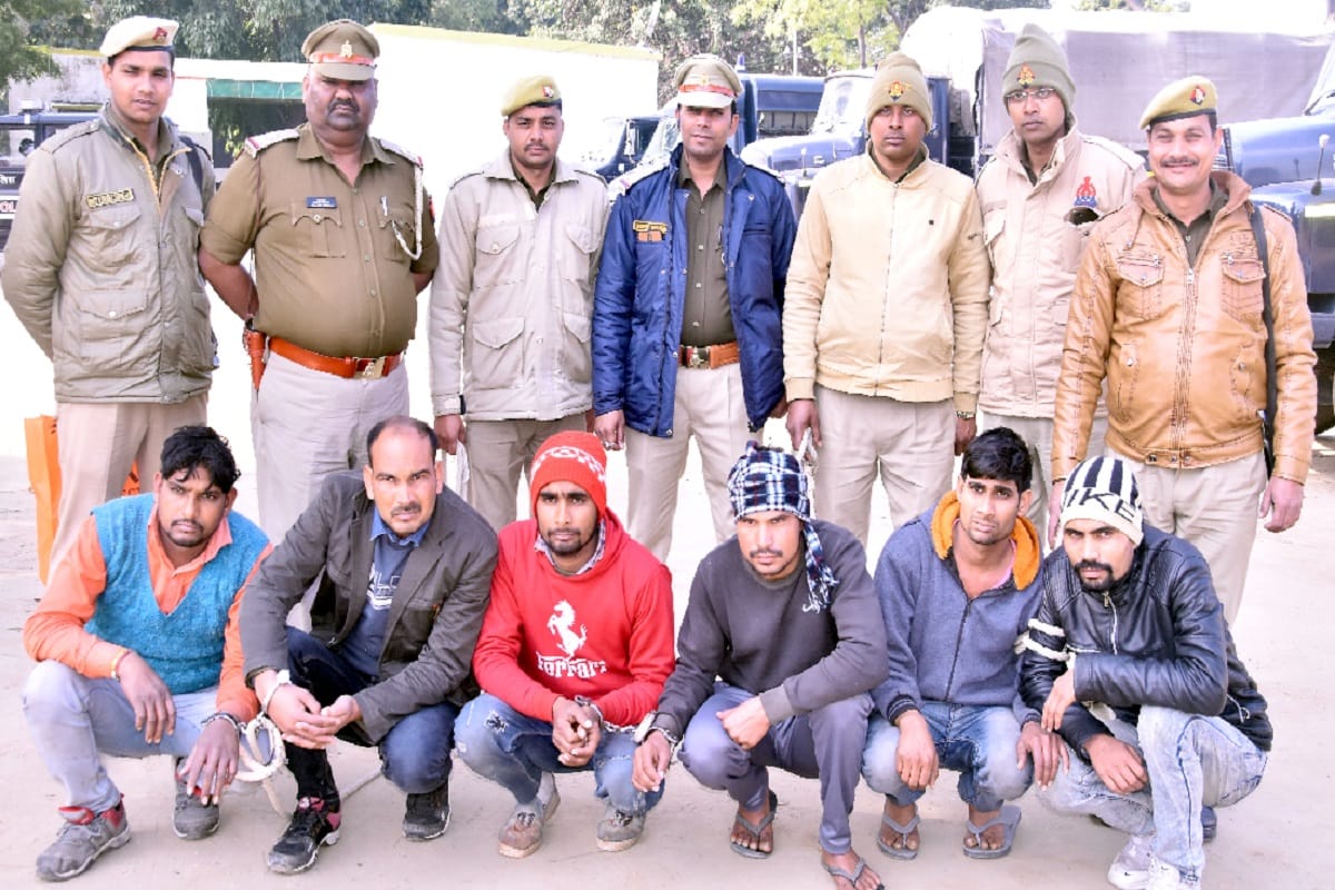 Police has six accused arrested of a gang in loot case at Bijnor city of Uttar Pradesh
