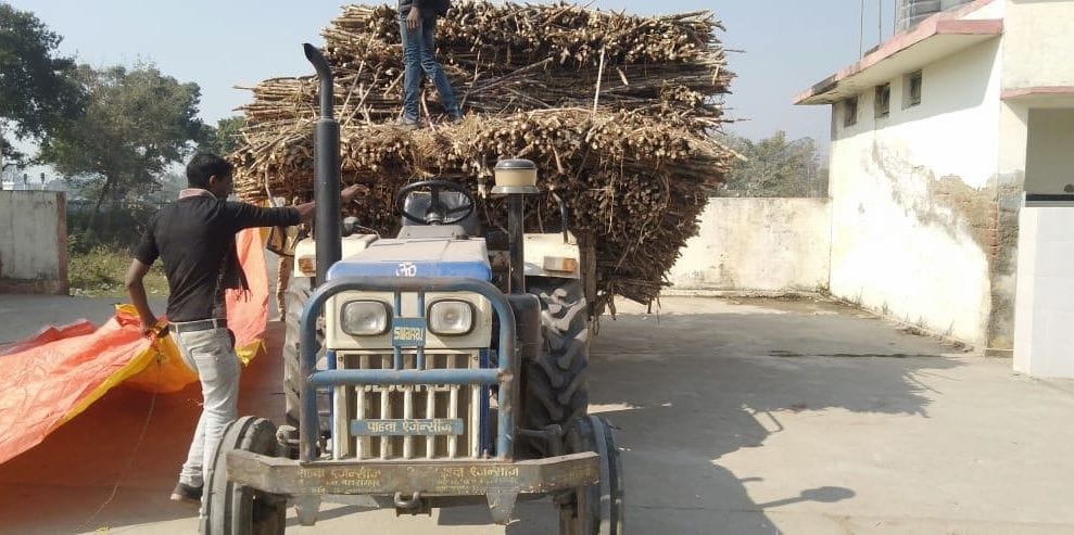 Tractor-trolley parked at crossing, train delayed by one and a half hours