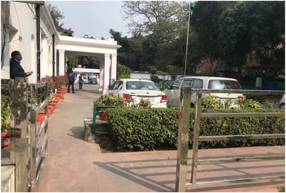 Delhi assembly election 2020 ground report from aap bjp congress head office 