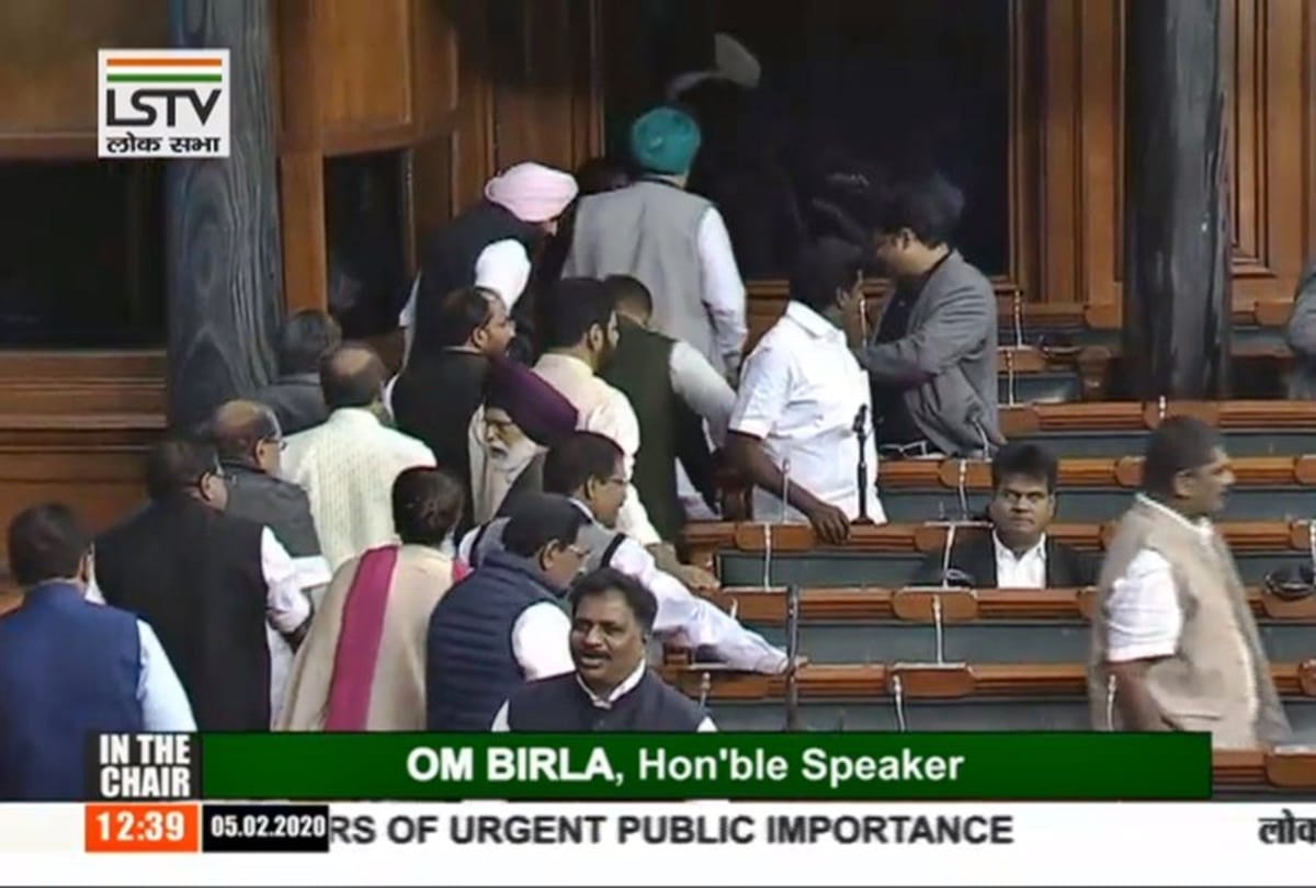 Congress walk out in Lok Sabha demanding release of Farooq Abdullah and other leaders from detention