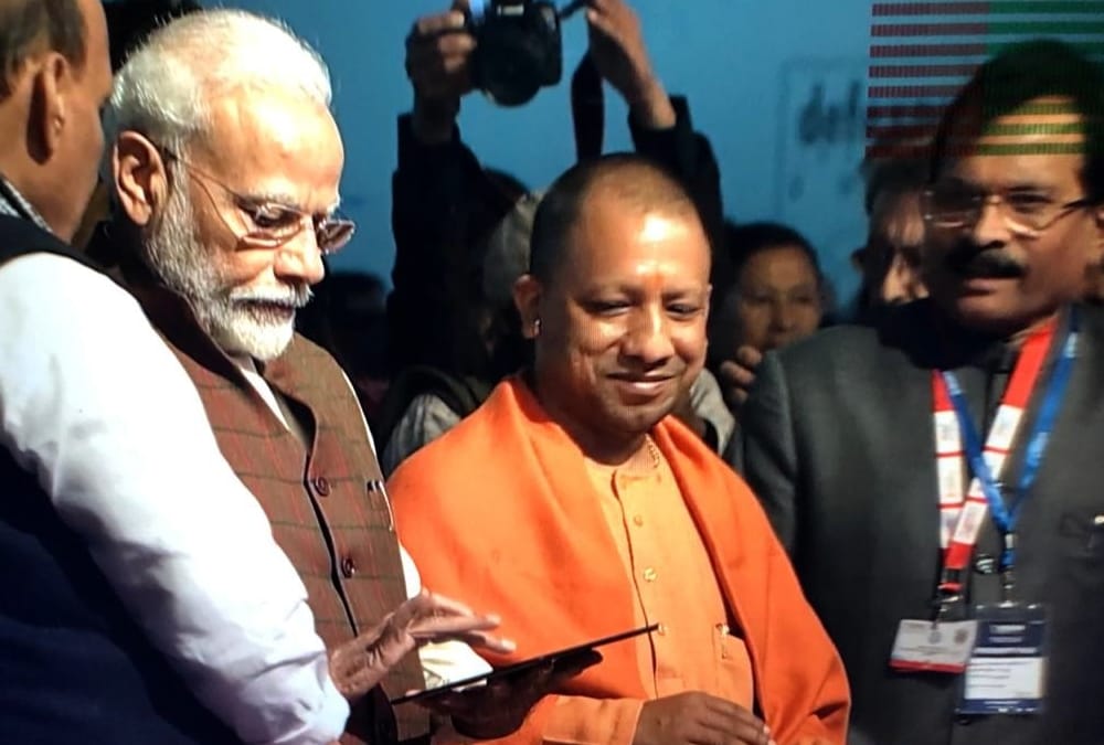Prime minister narendra modi enjoys shooting in defence expo.
