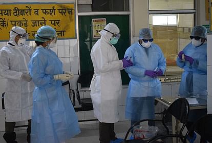 Corona Virus Live Update Agra Doctor And Son Found Positive In Gurugram
