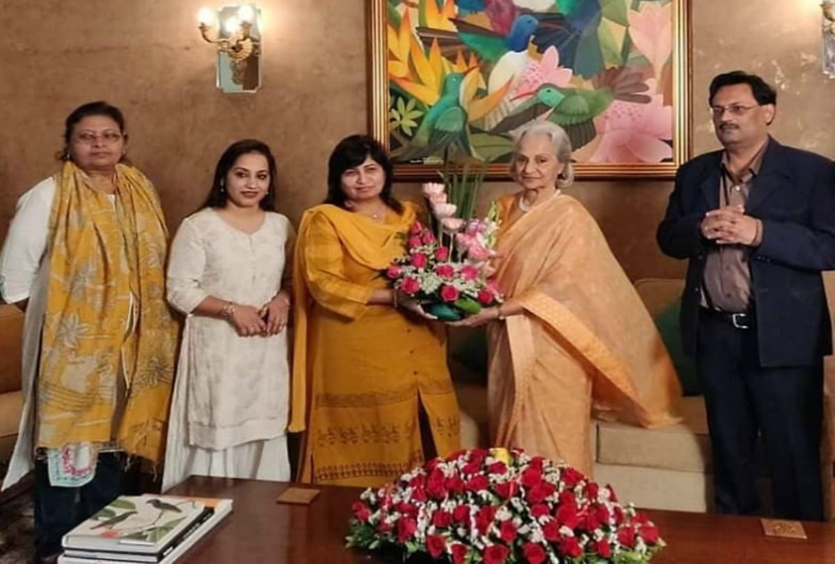 Waheeda Rehman Conferred With Kishore Kumar Samman On Tuesday