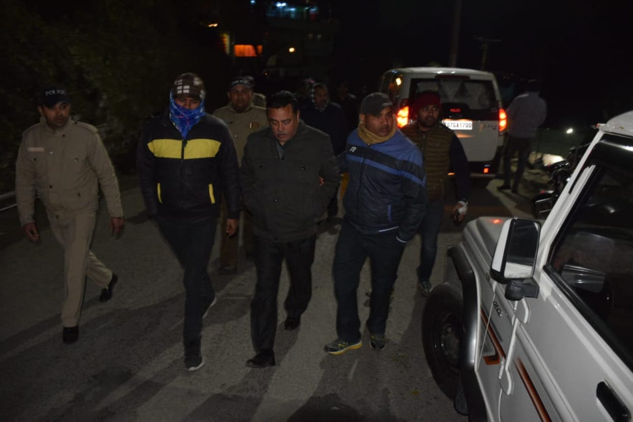 Almora CEO Soni arrested for taking 15 thousand bribes