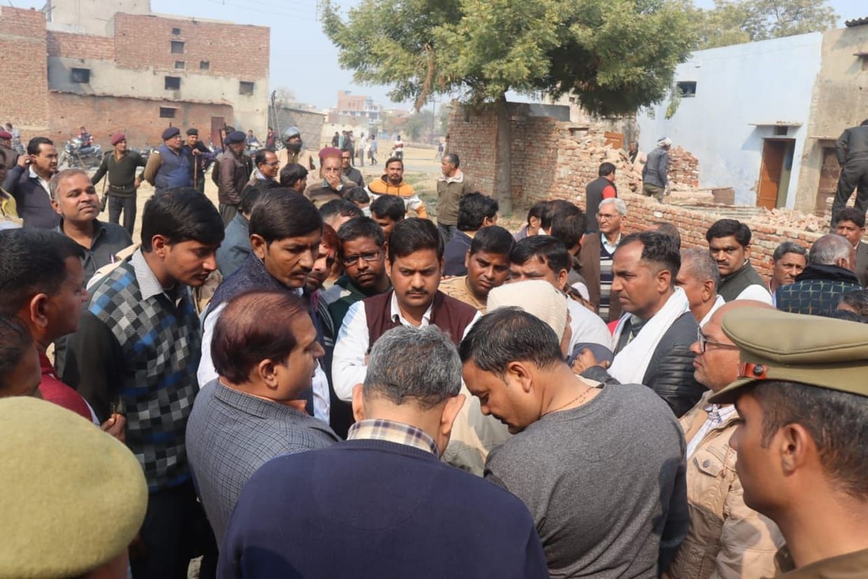 JCB goes on encroachment