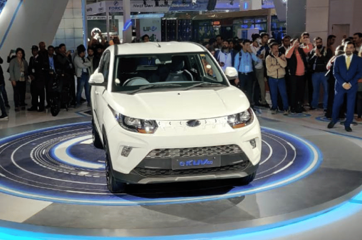 auto expo 2020: Indian cheapest Electric Car Mahindra eKUV100 Launched at Rs 8.25 lakhs