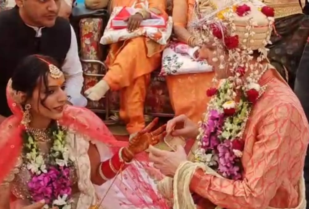 French man tied the knot with a girl of Raebareli.