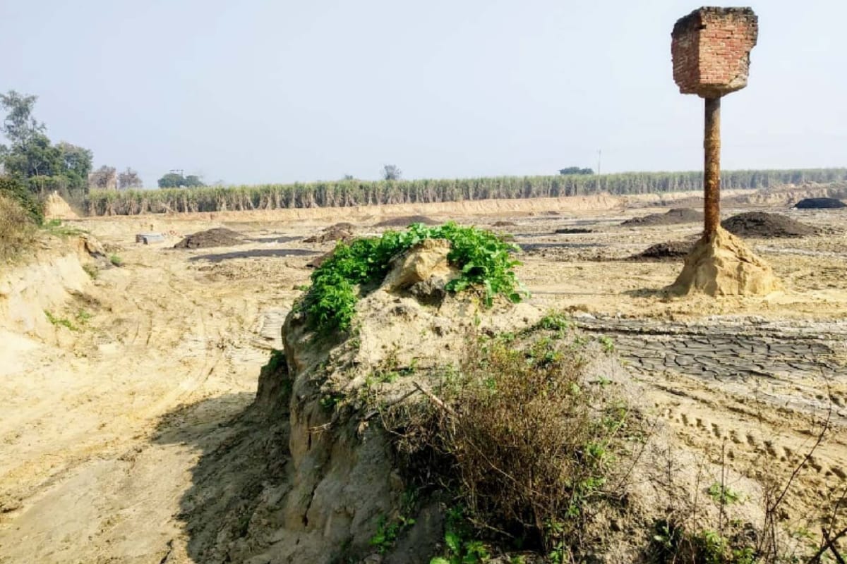 Mining left tubewell twenty feet above the ground, Sold soil to the government