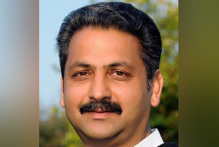 8061 projectors will Install at 4487 government schools of Punjab