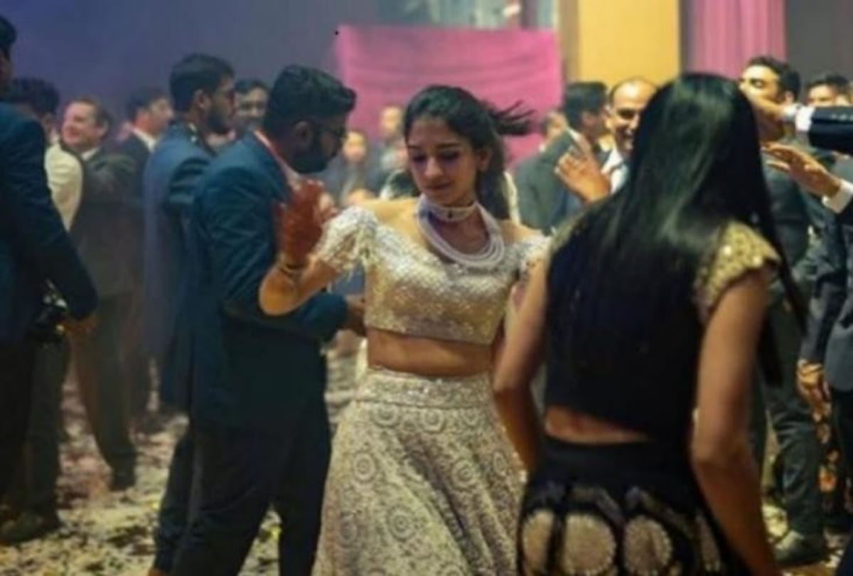 armaan jain reception party mukesh ambani with family and radhika merchant