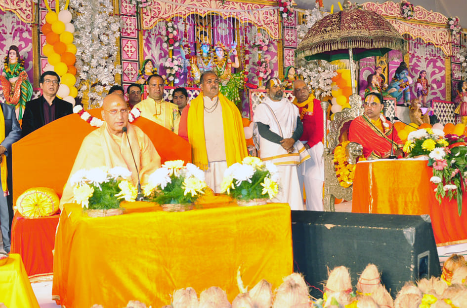 Shrimad Bhagwat eliminates worries: Awadheshanand