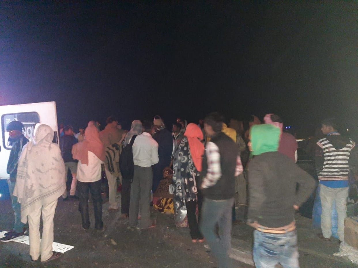 etawah news accident