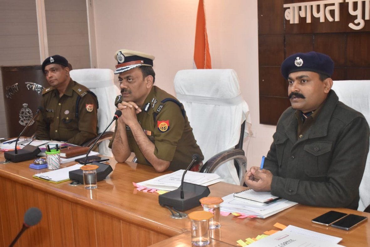 Police should be active, monitor social media: IG