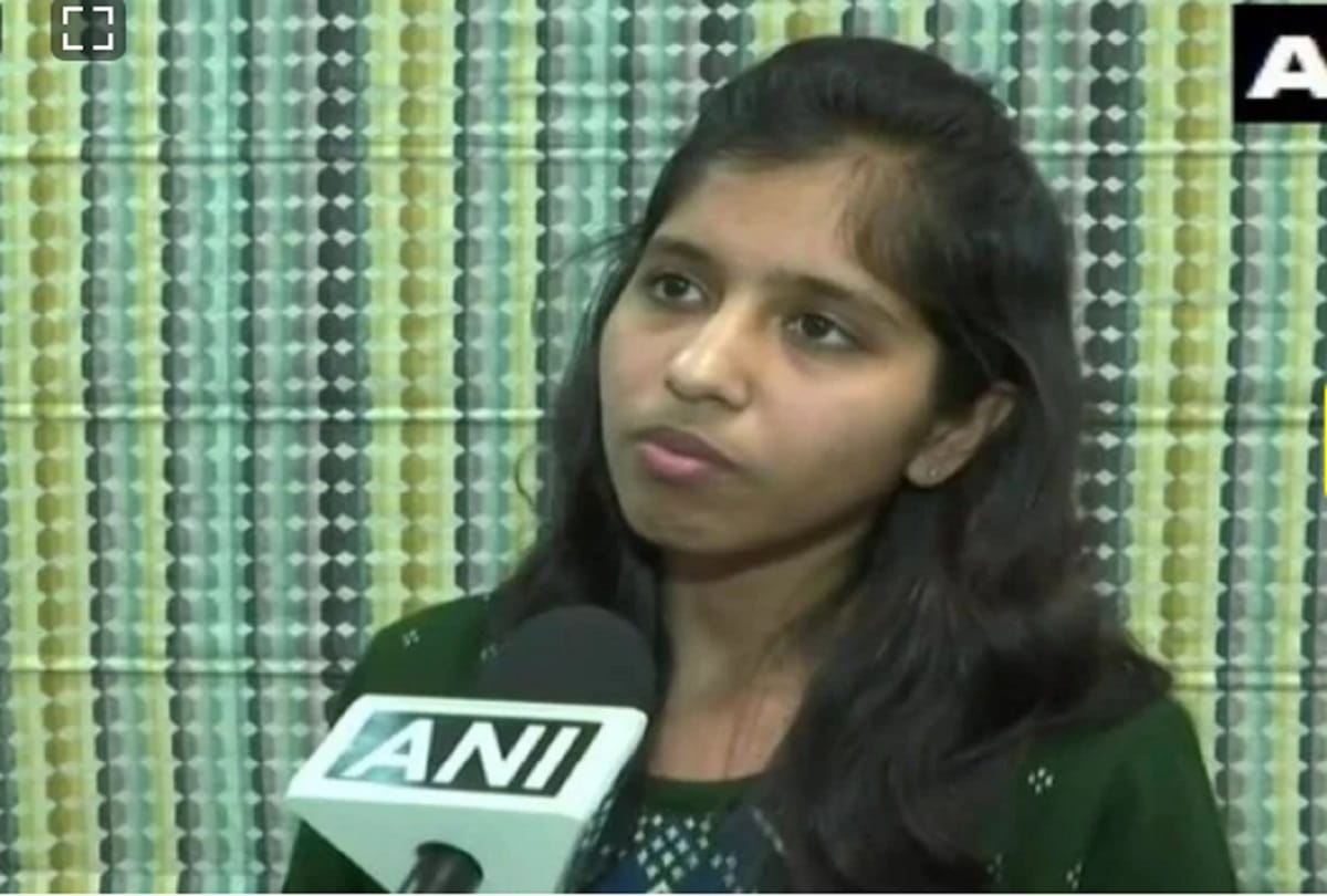 Kejriwal's daughter and BJP Mahila Morcha president face to face