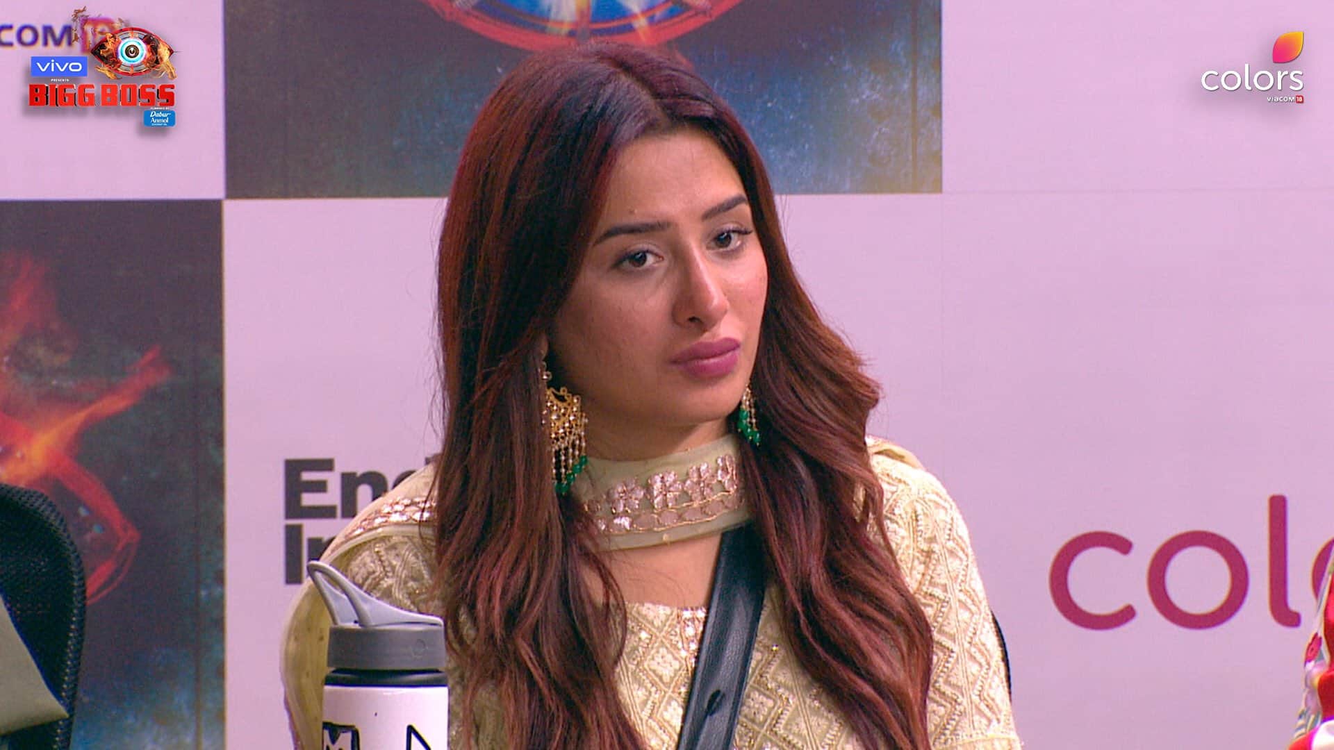 Bigg Boss 13 latest news Mahira Sharma get mastermind of the season troll on social media