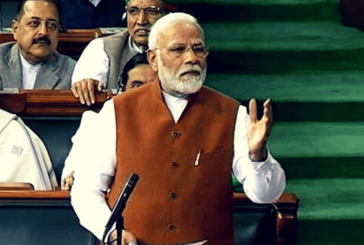 Sonam kapoor tweet on arvind kejriwal retweet to Pm narendra Modi on Delhi Assembly Election 2020