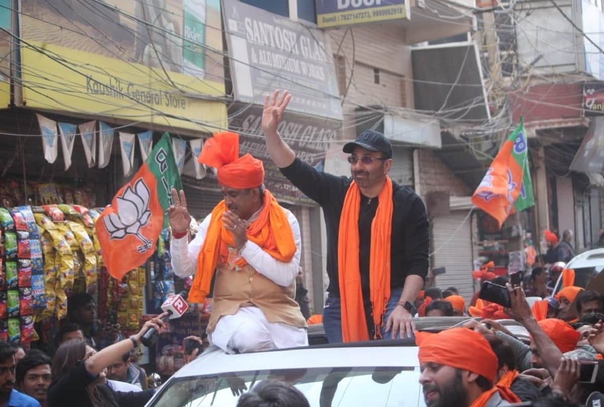 punjab gurdaspur Bjp mp sunny deol trolled on social media letter to mahindra delivering thar to MLA dinesh singh babbu