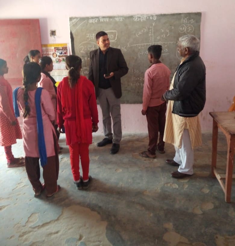 Six teachers withheld salary
