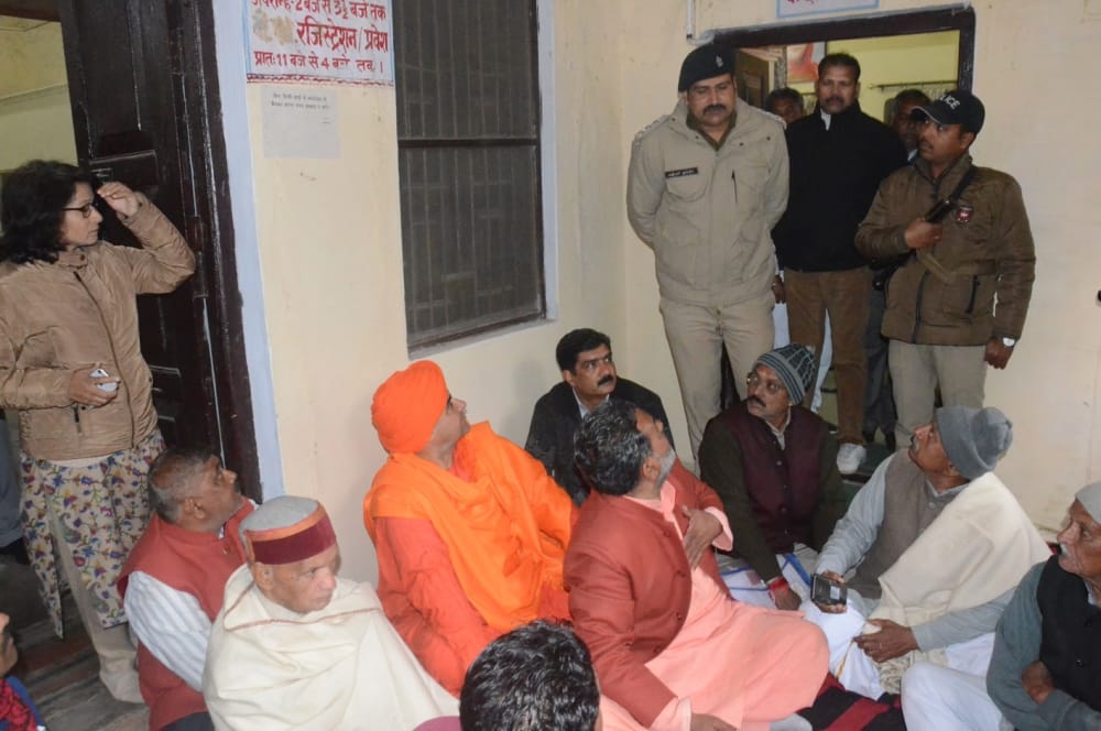 haridwar: fight and protest on occupation of Gurukul