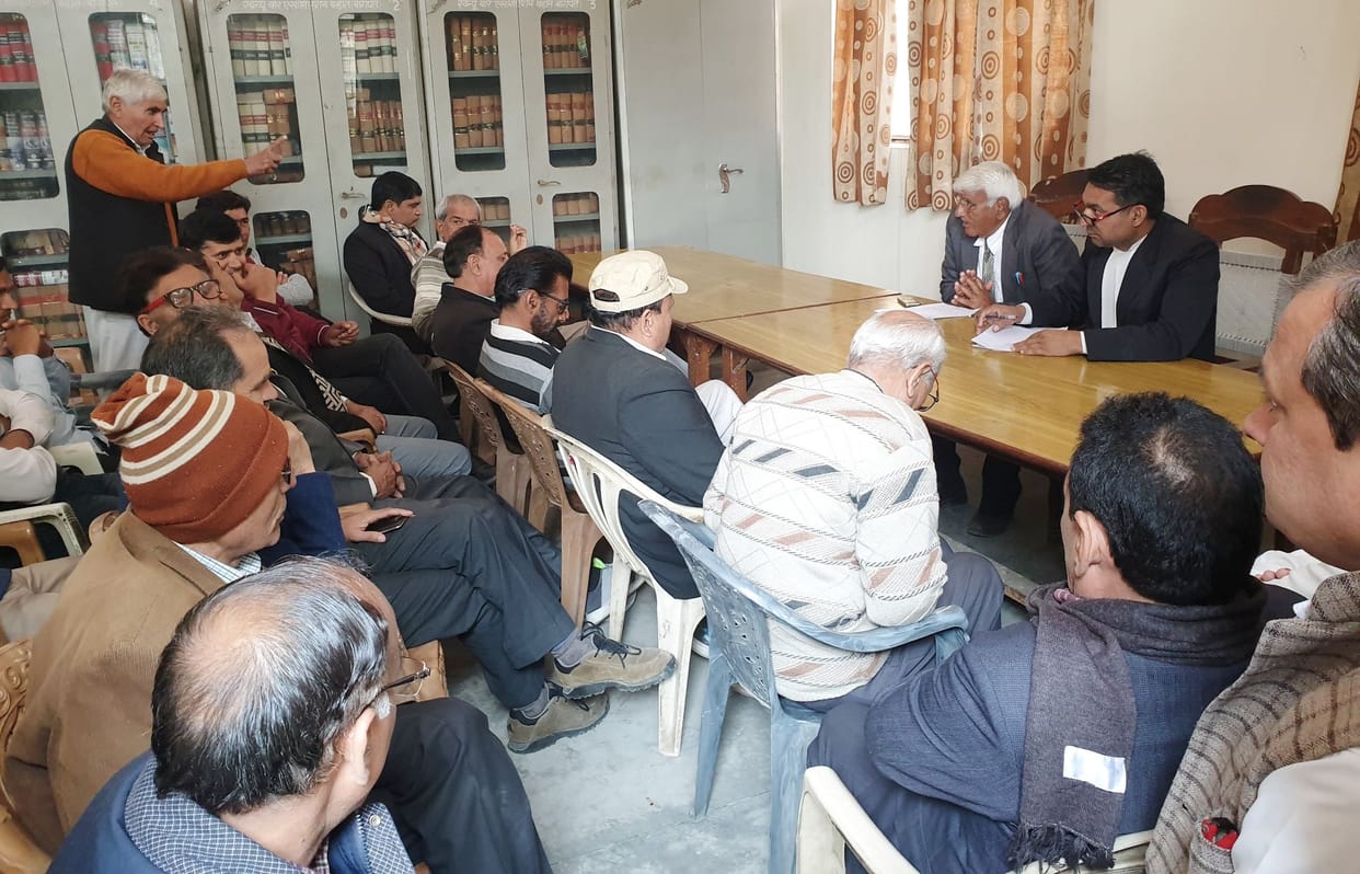 Rage among lawyers for seeking facility fee for filing rejections