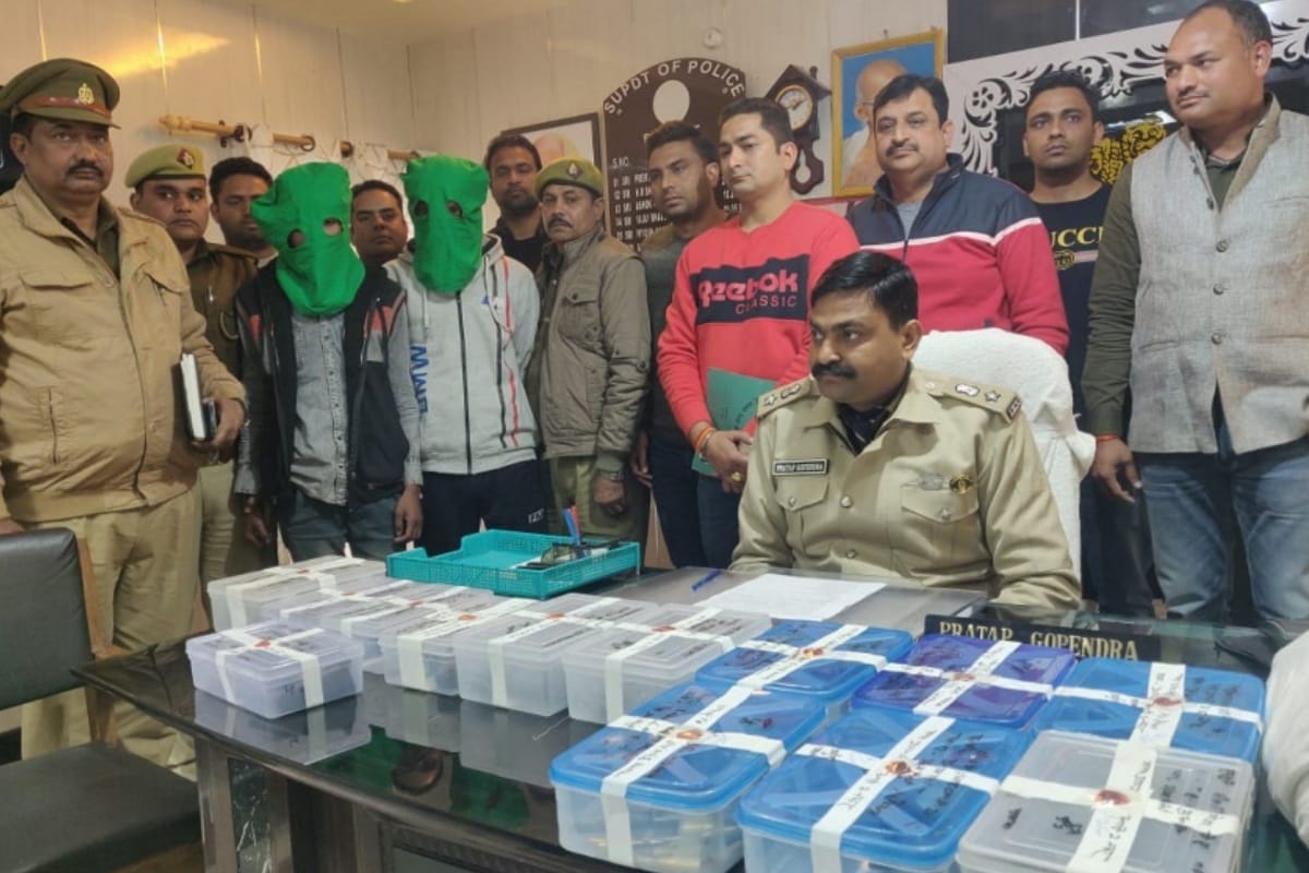 illegal weapons were to be sold in NCR districts, two arrested