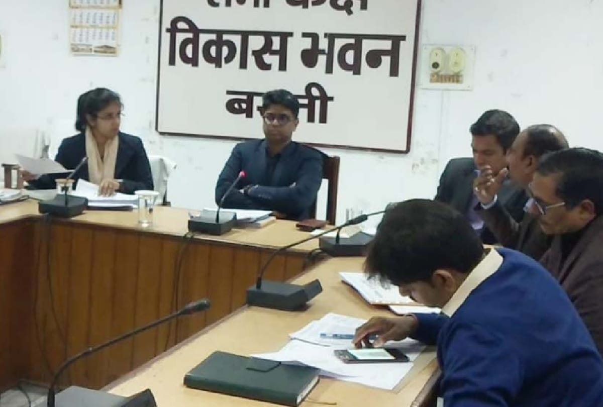 parents will complain in SDM Tehsil son do not take care, Appointed officer in basti