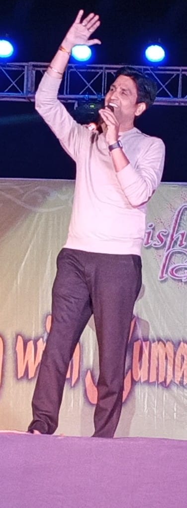 kumar vishvash in yubva mahotsav