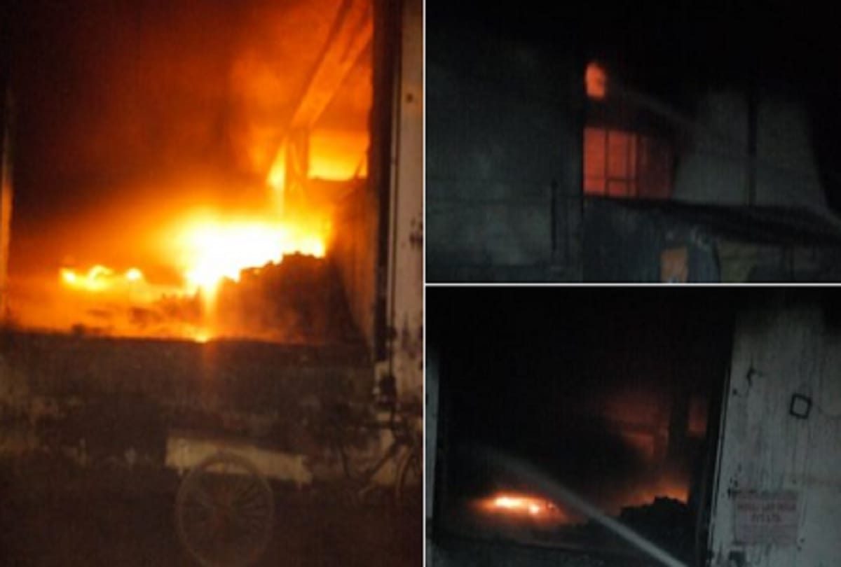 Fire broke out at a warehouse in Bijwasan of Delhi