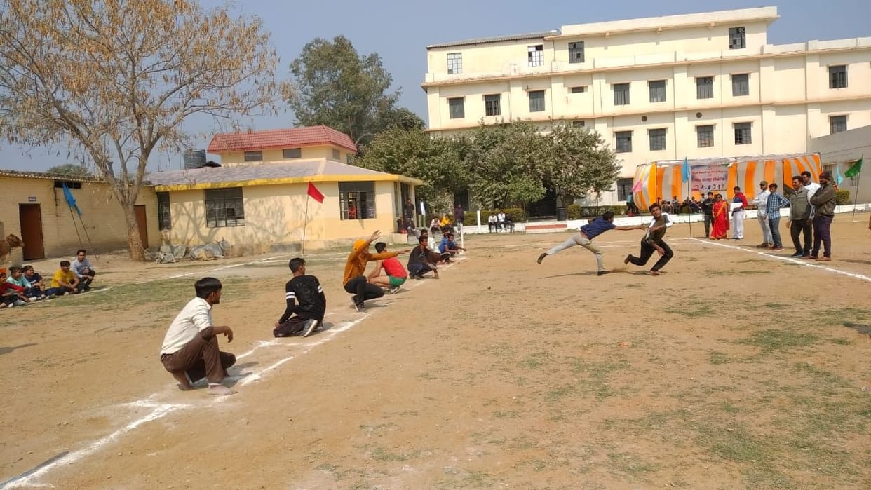 manish won in shootput