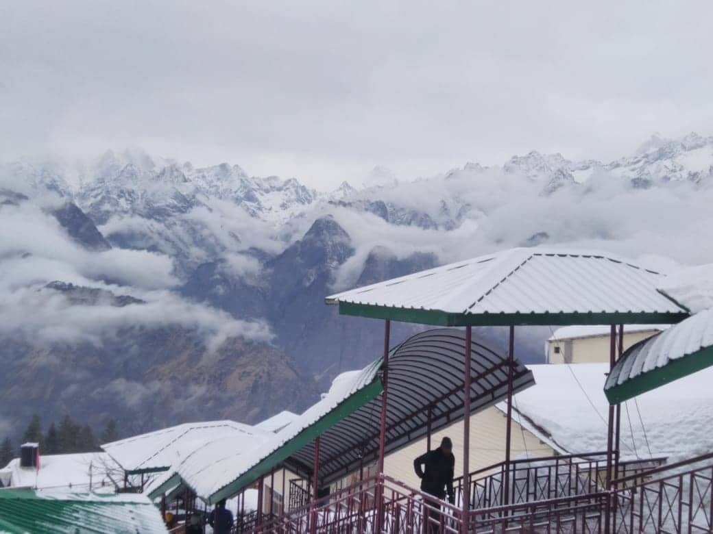 Uttarakhand Weather : snowfall in mussoorie, dhanaulti, auli and other hill station