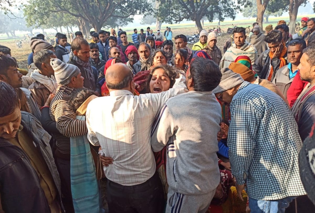 Student dead body found hanging from tree in Gorakhpur