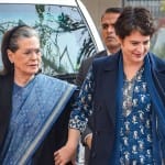 सोनिया गांधी-प्रियंका गांधी