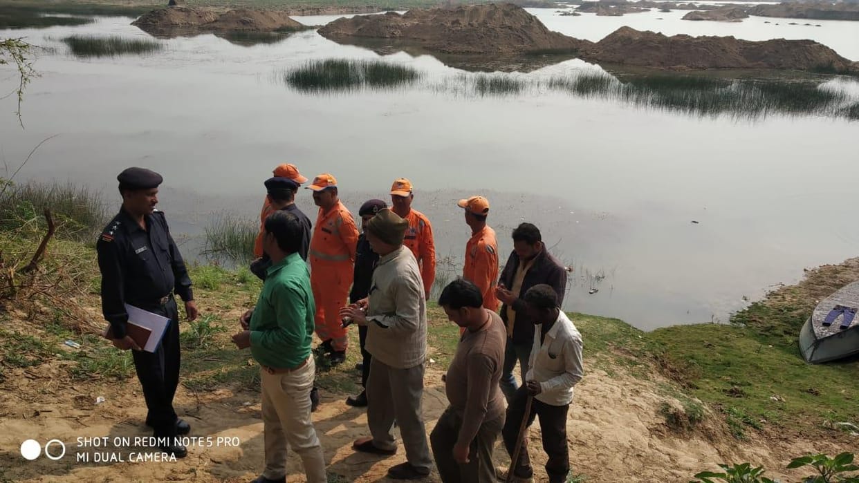 NDRF team informs villagers about rescue time during disaster